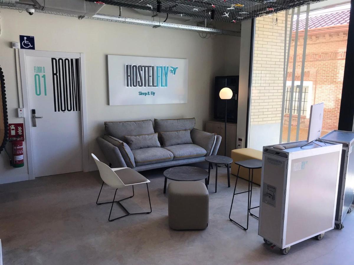 Hostelfly Madri Exterior foto