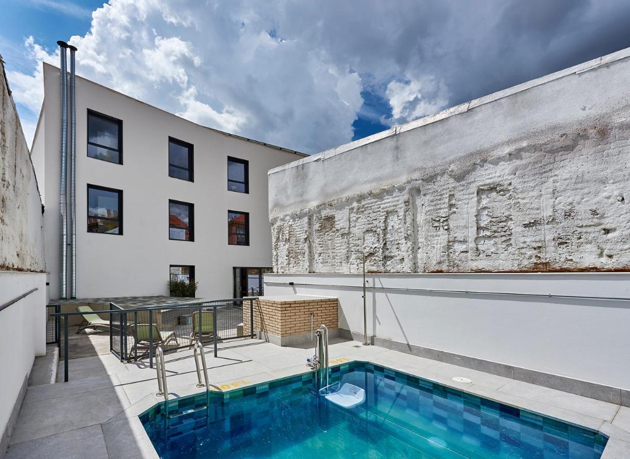 Hostelfly Madri Exterior foto