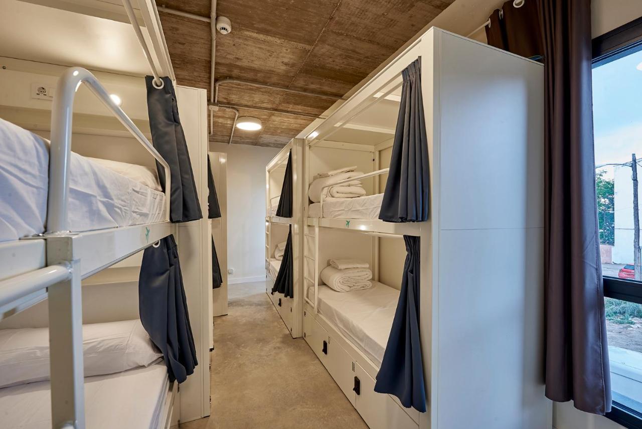Hostelfly Madri Exterior foto